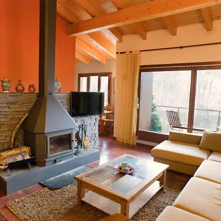 Fantastica Casa A Amb Jardi En Plena Natura Holiday home *